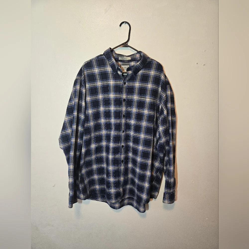 L.L Bean Men's Blue Plaid Shirt Size XXL - Picture 1 of 5